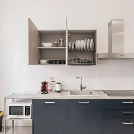 La Finestra Sul Giardino 348 *